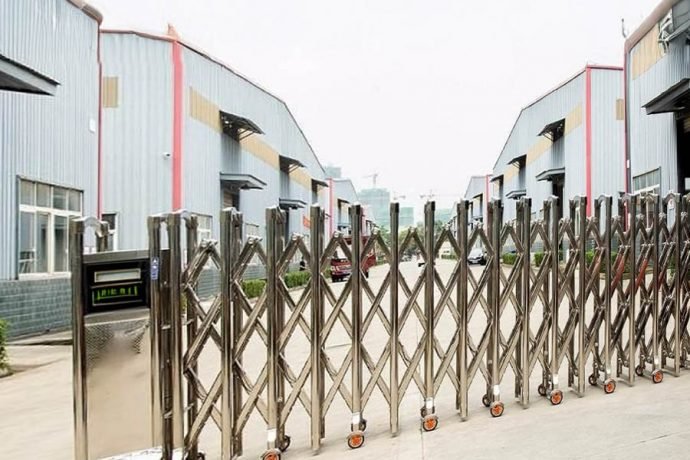 Automatic Collapsible gate Automatic Collapsible gate