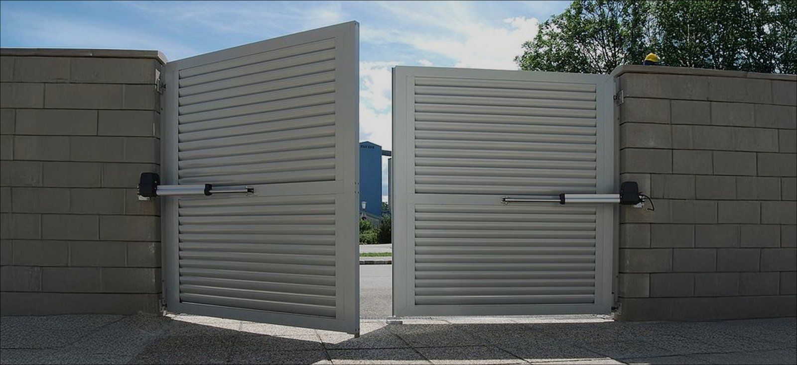 Automatic Swing Gate